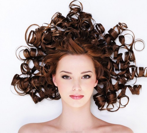 Brunettes-Women-Curly-Hair-Hairstyle-Fresh-New-Hd-Wallpaper--