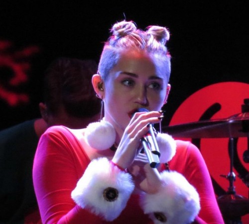 f443654f0e9b48e2469dd6b9a96a4cdd