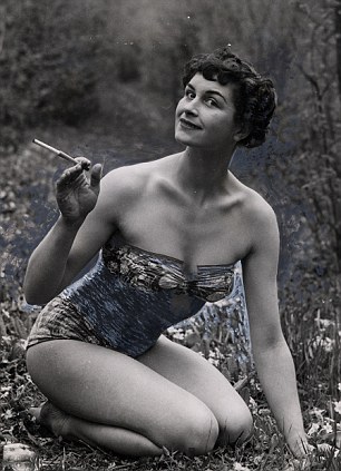 article-2130239-03DB5D85000005DC-447_306x423