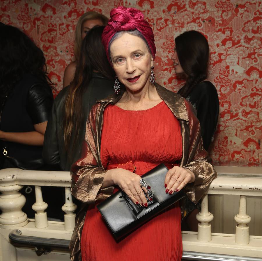 MjExN2U0MzE4NiMvNkYtWEdTZjZlTm43OFBTbzZaUWx0bFRUc1NRPS8weDE1MjoyMDQ0eDIxOTMvOTAweDg5OC9maWx0ZXJzOnF1YWxpdHkoNzApL2h0dHA6Ly9zMy5h