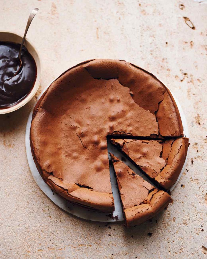 flourless-chocolate-espresso-cake-m226-stew-9780307954343-art-r1_vert