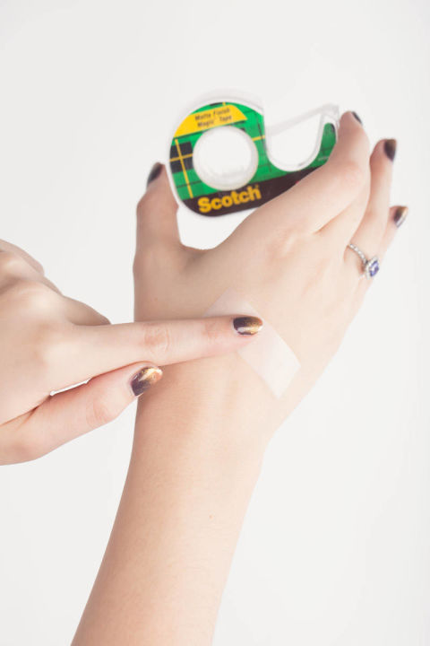 549baebbab0c2_-_elle-beauty-liquid-eyeliner-3-v-31286101-elv