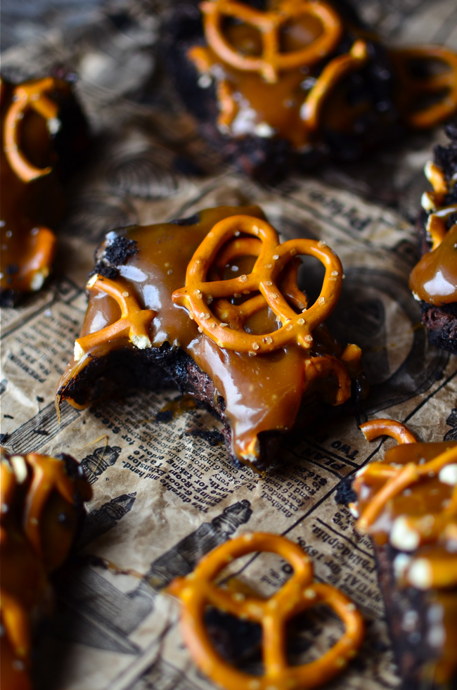 caramel-pretzel-brownies10