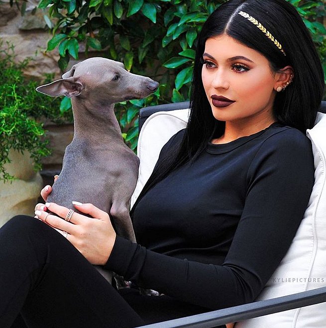 Kylie-Jenner-Wearing-Hair-Tattoos