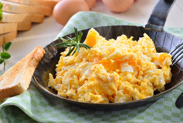 20150729213912-eggs-breakfast-scrambled