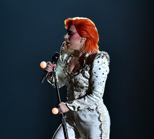 Lady-Gaga-Grammy-gaga gra2016