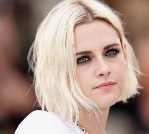 CANNES, FRANCE - MAY 11:  Kristen Stewart attends the "Cafe Society" Photocall  during The 69th Annual Cannes Film Festival on May 11, 2016 in Cannes, France.  (Photo by Pascal Le Segretain/Getty Images)