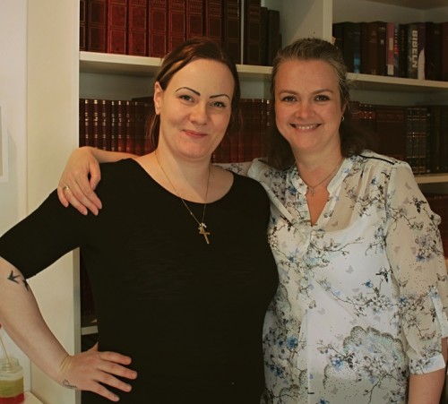 Vinkonurnar Hildur (t.v.) og Berglind