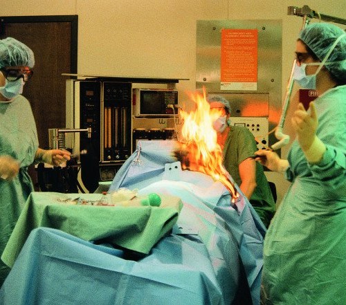 Myndin er ekki af skurðstofunni þar sem atvikið átti sér stað