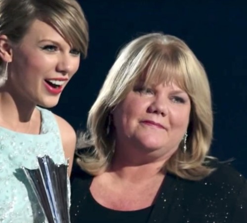 tswift mom