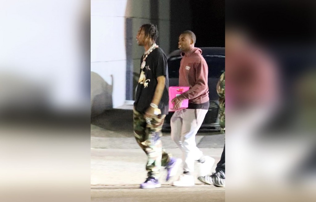 *EXCLUSIVE* Los Angeles, CA - Rapper Travis Scott is seen living the strip club Crazy Girls, followed by fans looking for an autographs. Pictured: Travis Scott BACKGRID USA 22 DECEMBER 2017 USA: +1 310 798 9111 / usasales@backgrid.com UK: +44 208 344 2007 / uksales@backgrid.com *UK Clients - Pictures Containing Children Please Pixelate Face Prior To Publication*